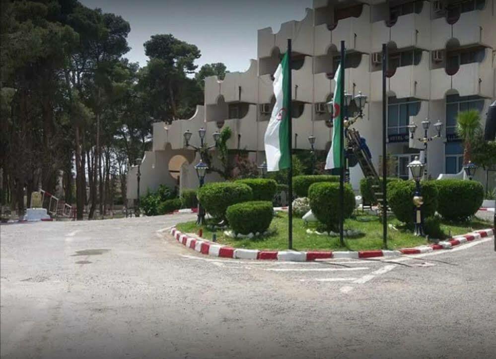 Hotel Chelia Батна Экстерьер фото